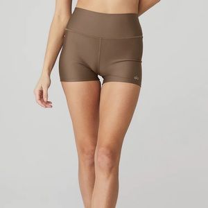Alo Yoga high waisted airlift 3” shorts